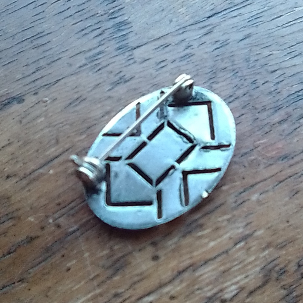 Vintage Swarovski Crystal Trippy Pin!!! - Picture 5 of 5